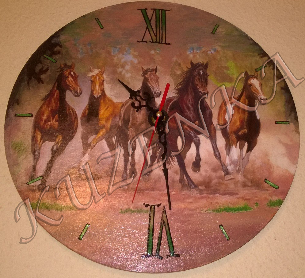 Настенные часы Лошади 