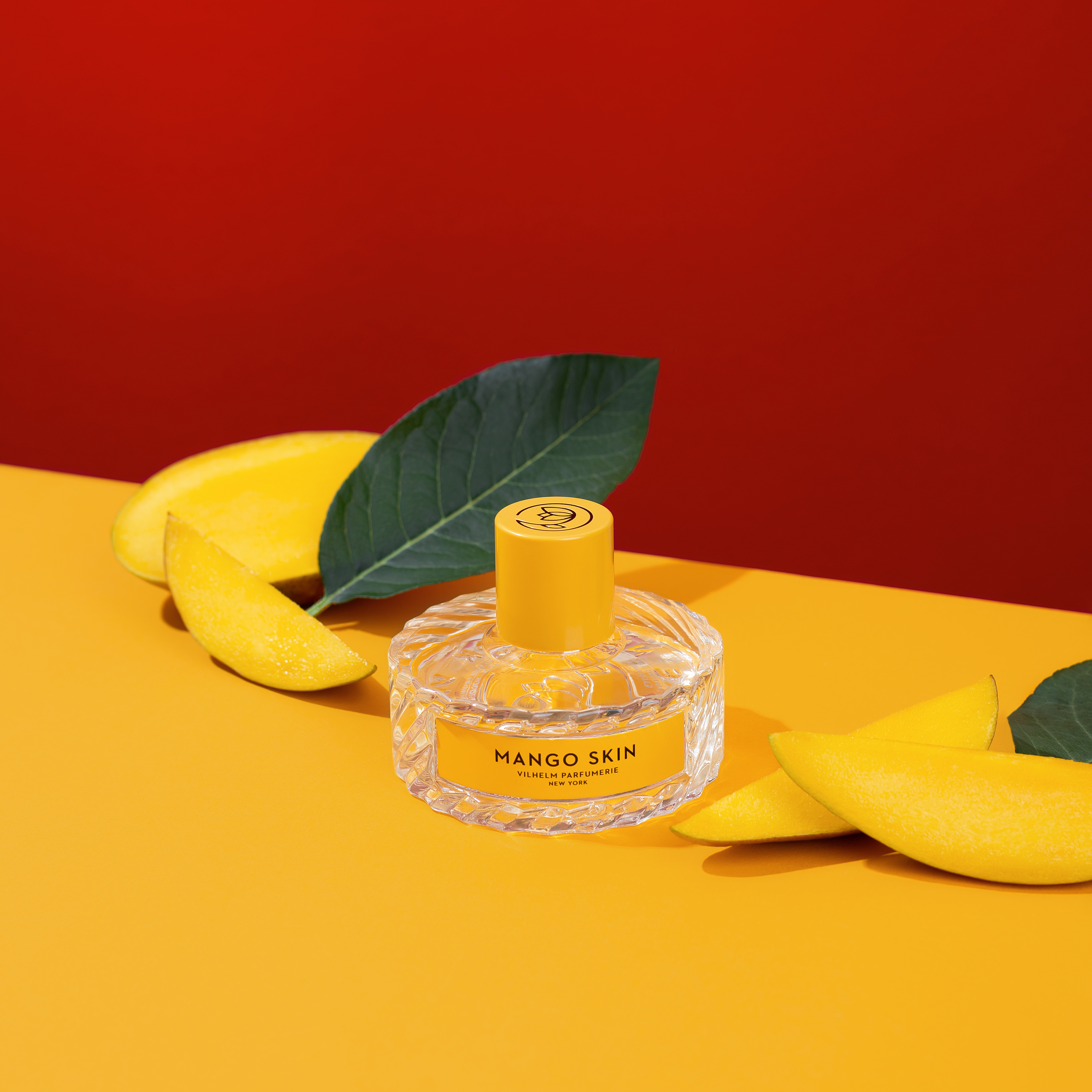 Product retouch - perfume