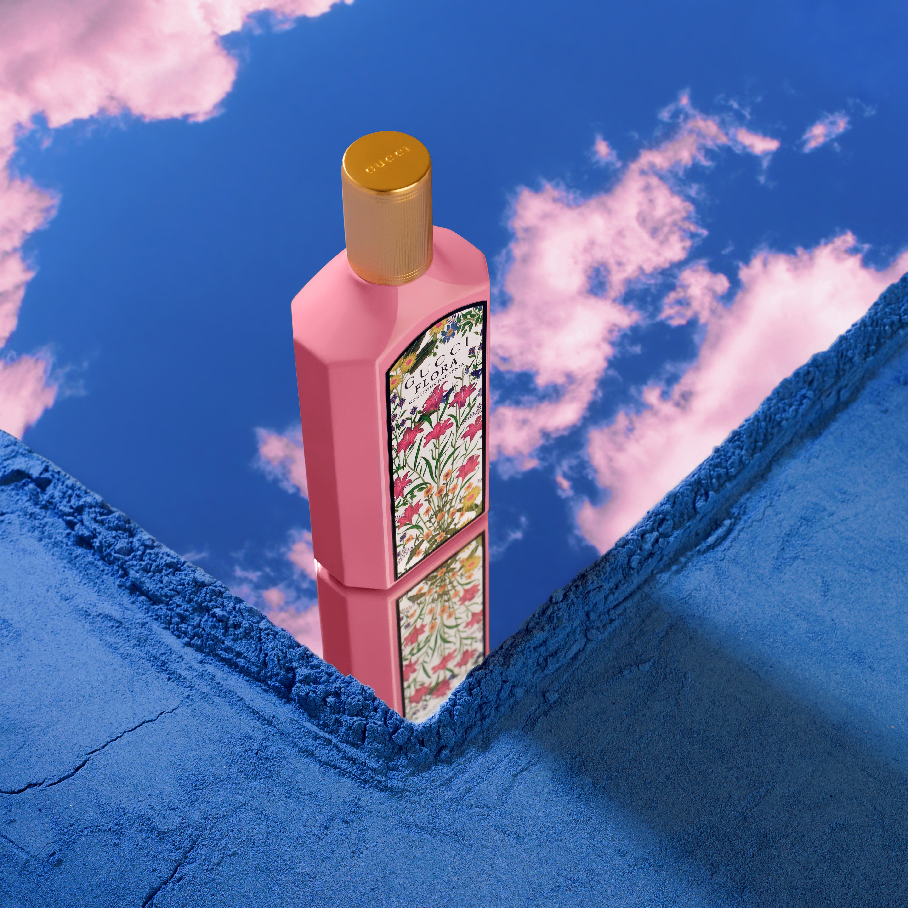 Product retouch - perfume